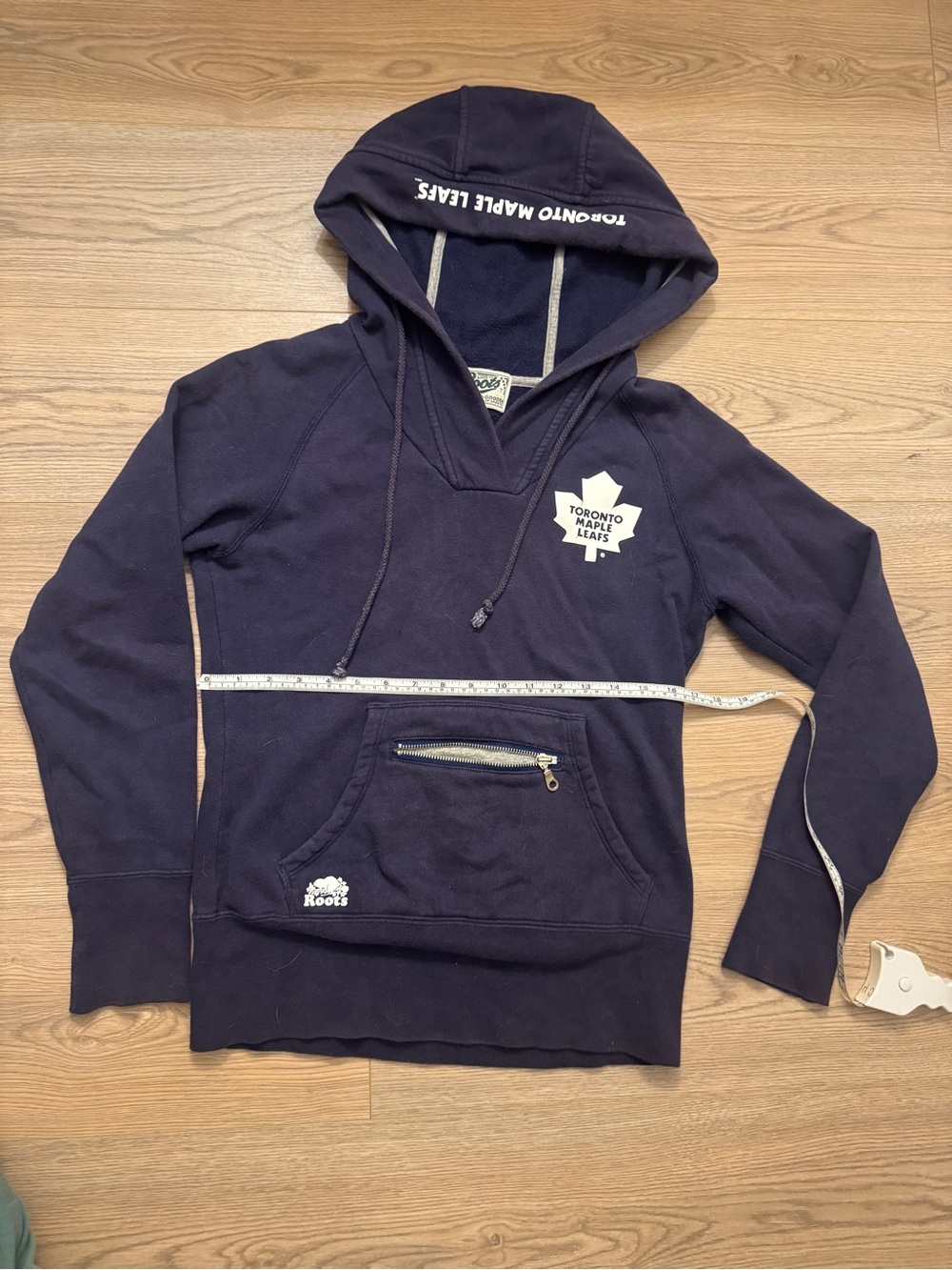 Roots Toronto Maple Leafs Navy Hoodie - ladies Pullover Sweater